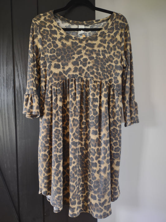 Animal Print Dress with Ruffle Sleeves and Pockets