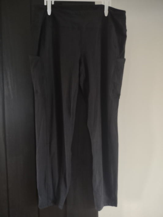 Black Capri Length Leggings