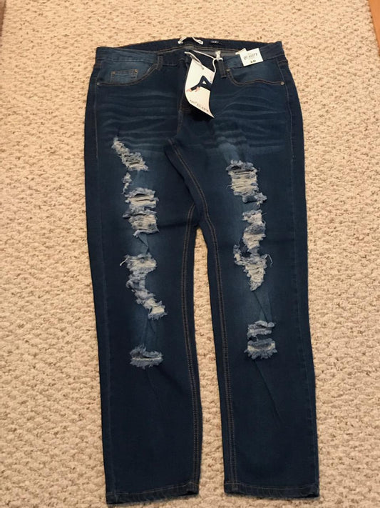 Jeans with Stretch & Distressing