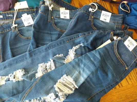 Jeans with Stretch & Distressing