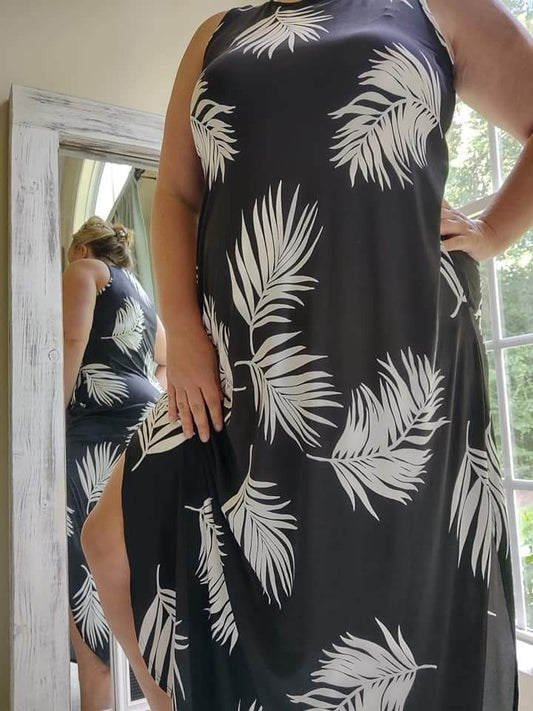 Black & White Palm Leaves Maxi Dress