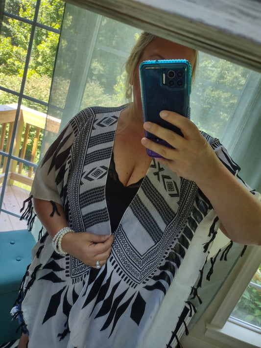Black & White Kimono With Tassels