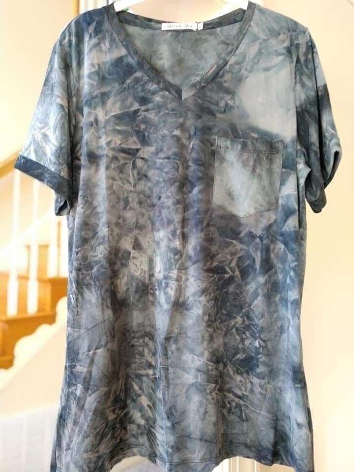 SINGLE PIECE V-neck Gray Marbled Tee Size Large
