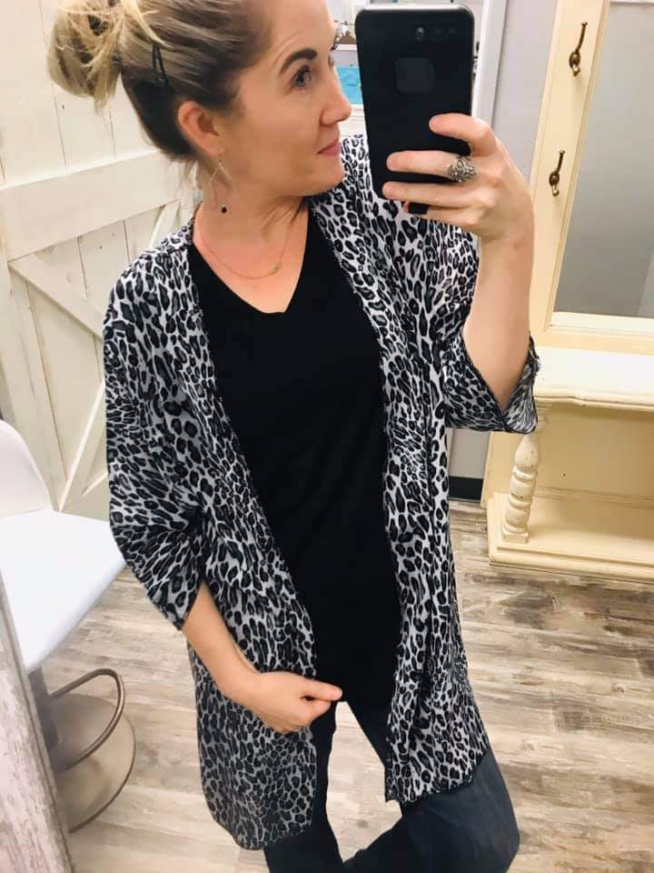 Snow Leopard Kimono