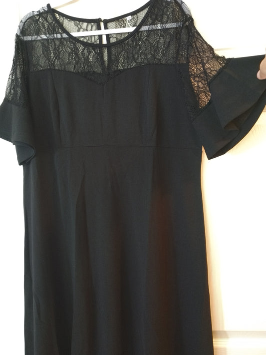 Lace & Bell Sleeve Black Dress