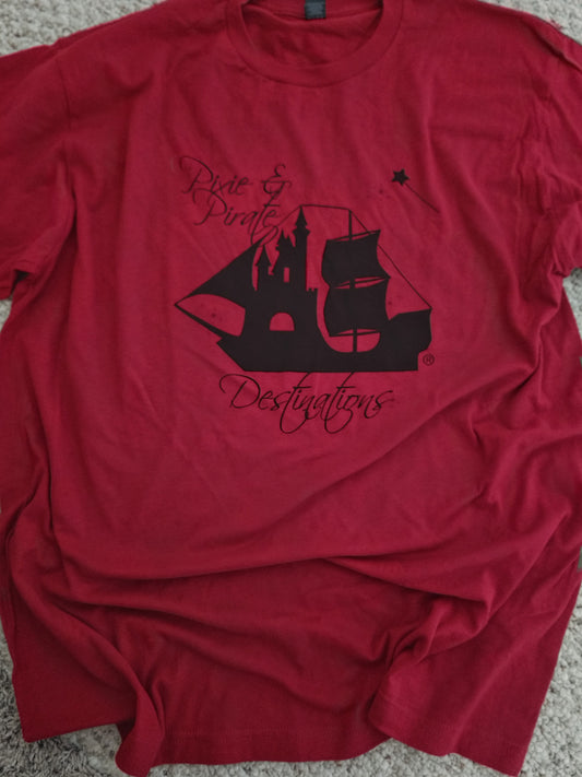 SINGLE PIECE Size XL "Pixie & Pirate Destinations" Tee